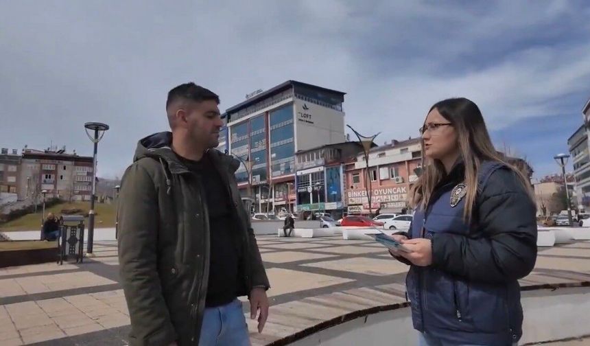 Bingöl Polisi Siber Suçlara Karşı Bilgilendirdi