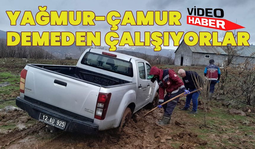 Bingöl’de Yağmur-Çamur Demeden Çalışmalarını Sürdürüyorlar