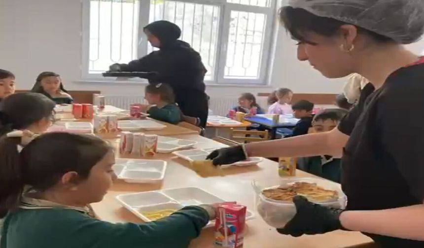 Bingöl’de Meslek Lisesi Öğrencilerinden Gönüllere Dokunan Etkinlik