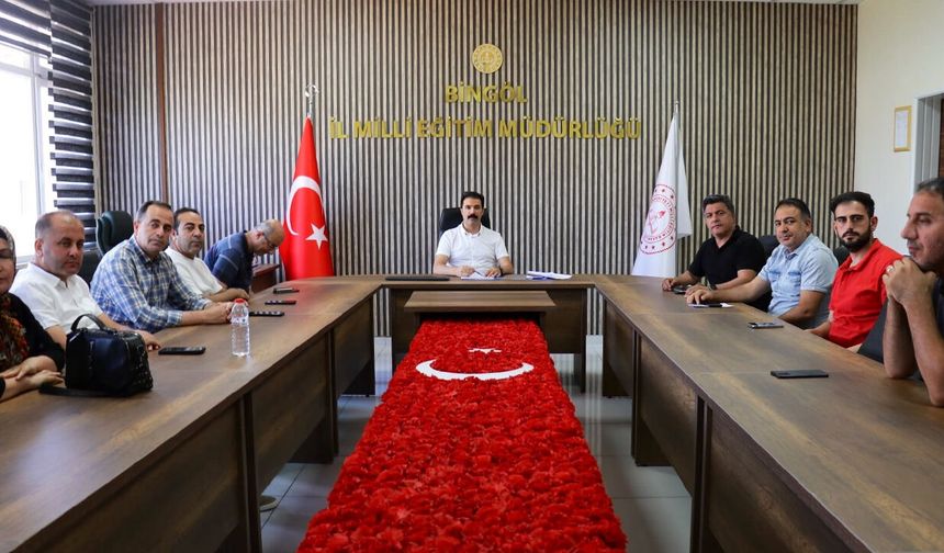 Bingöl'de Mesleki ve Teknik Eğitim Kurumları Değerlendirme Toplantısı
