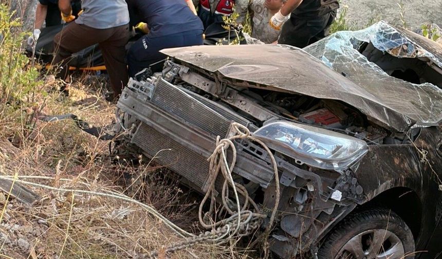 Bingöl'de Feci Kaza: 1 Ölü, 4 Yaralı