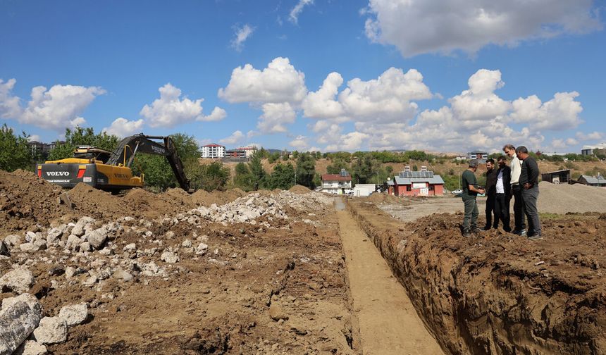Bingöl Aşağı Çarşı Futbol Sahası Yapım Çalışmaları