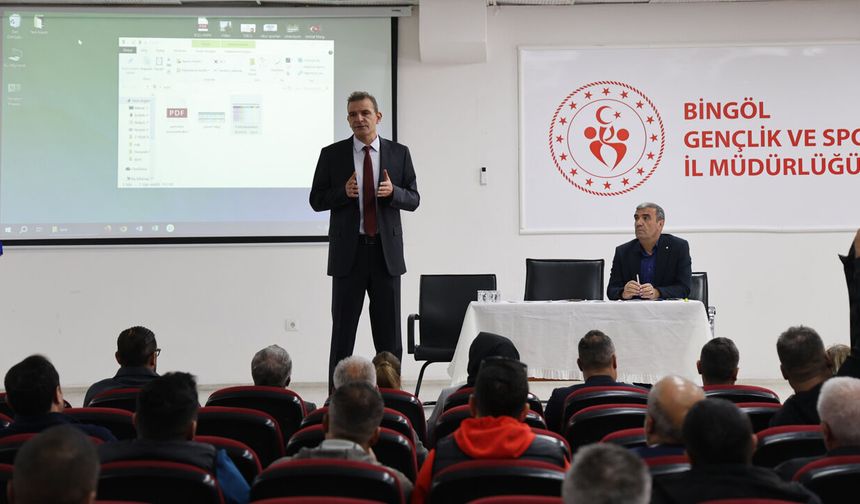 Bingöl İl Gençlik ve Spor Müdürlüğü’nde Değerlendirme Toplantısı