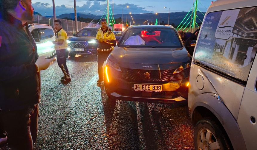 Çapakçur Viyadüğü'nde Zincirleme Trafik Kazası!